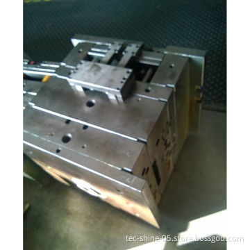 Plastic mold for cup lid